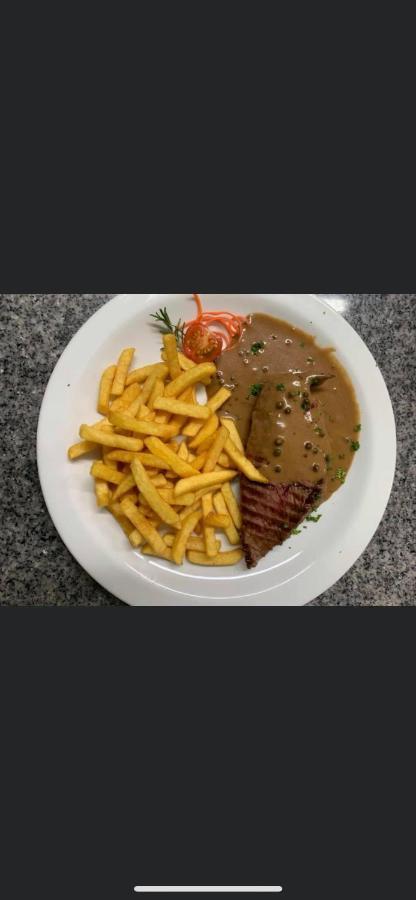 Glessener Braustube Hotel Bergheim  Buitenkant foto